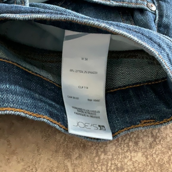 Joes jeans.  Clean jeans.   No errors. - Picture 4 of 5